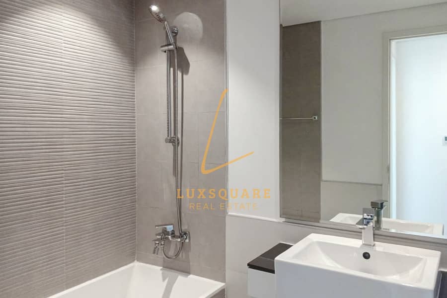 Spacious 3 BR I Modern Interiors I Prime Location - Image 18