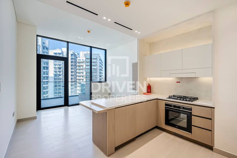 Royal Suite | Private Jacuzzi | Lower Floor