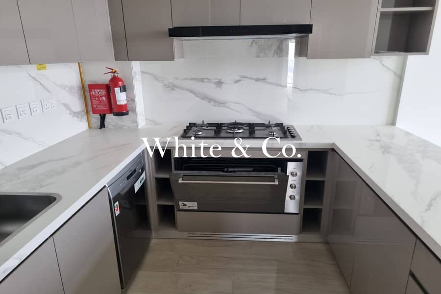 Brand New | Vacant on Transfer | Modern