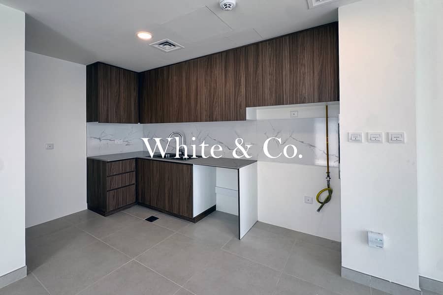 Good Deal | Green Belt | Large Plot Unit