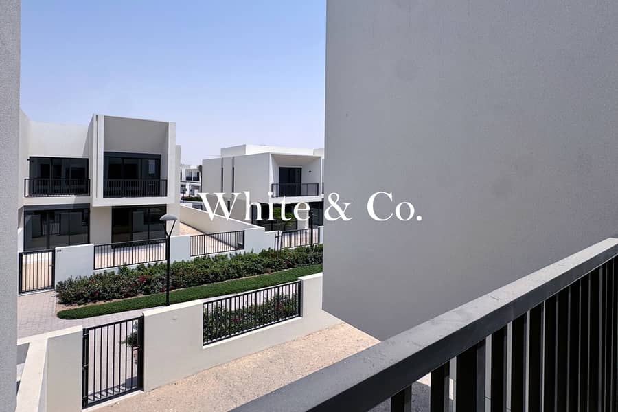 Good Deal | Green Belt | Large Plot Unit - Image 15