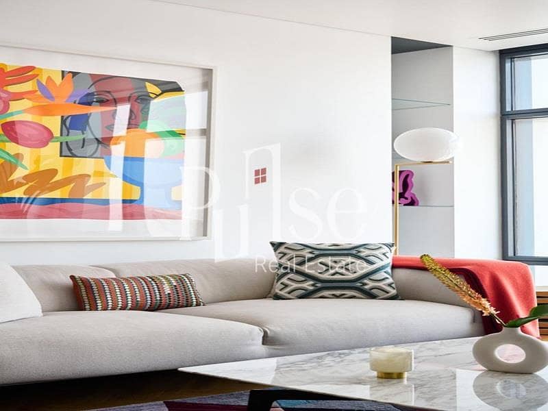 Luxury 2BR | Fully Upgraded | DIFC and Sea Views