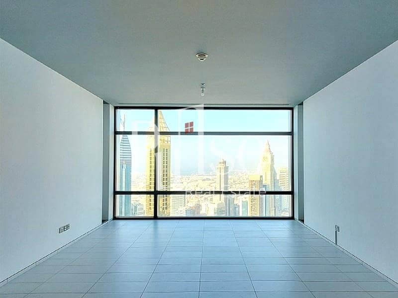 Spacious 2BR Apartment with DIFC and Sea Views