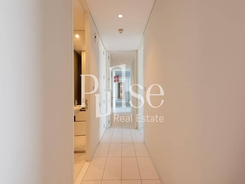 Spacious 2BR Apartment with DIFC and Sea Views