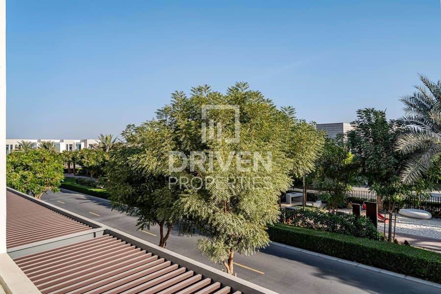 Well Maintained | Single Row | Ready to Move - Image 20