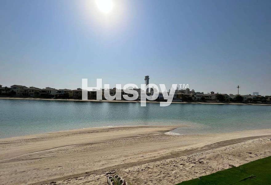 Vacant | Landscaped | Central Rotunda - Image 11