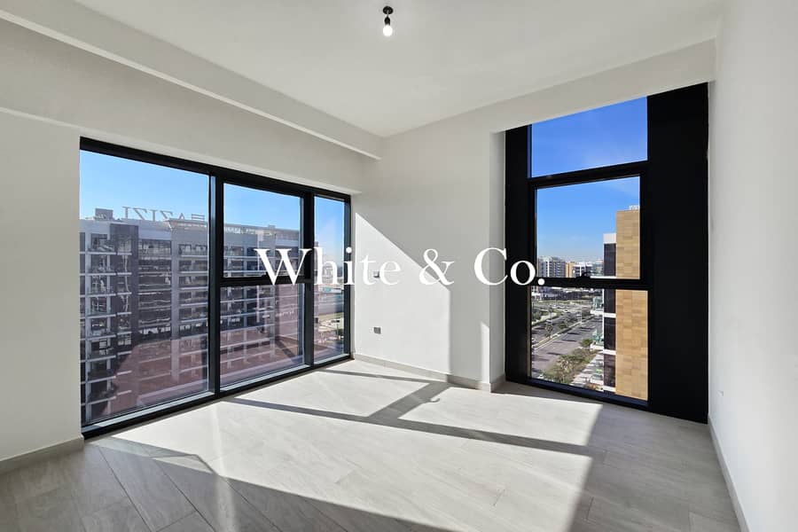 Motivated | High Floor | Spacious Layout - Image 8