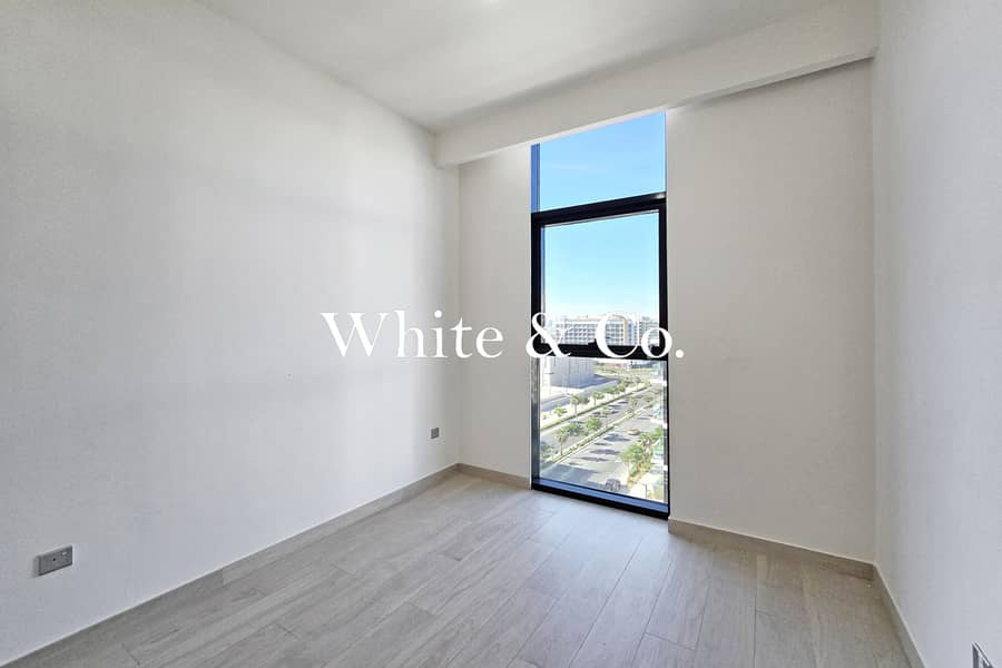 Motivated | High Floor | Spacious Layout - Image 10