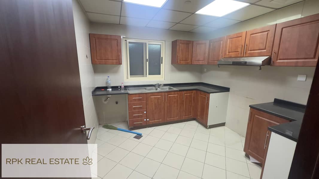 Vacant | Well Maintained | Lake View - Image 14