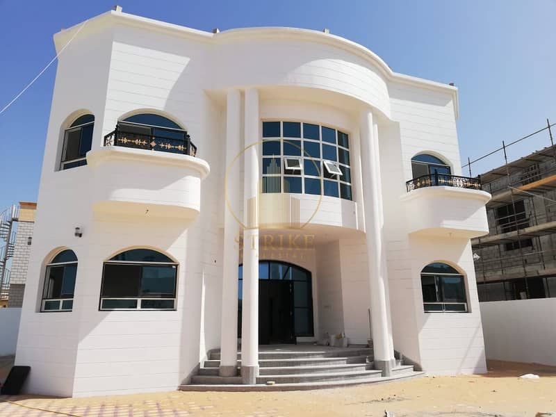 Great 6-Bedroom Villa In Khalifa City