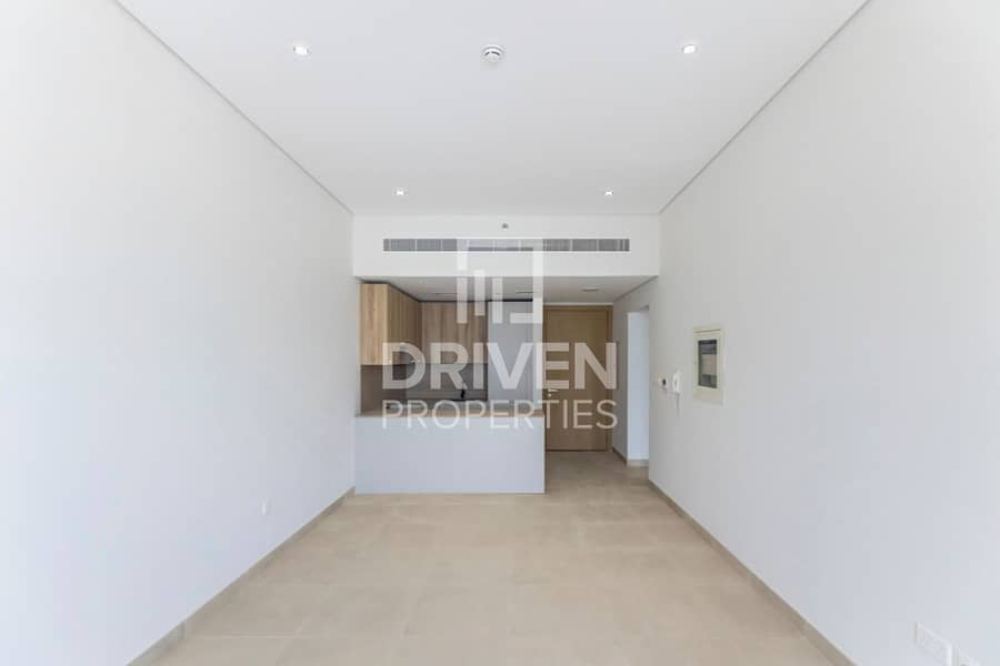 Spacious Layout | Modern Unit | Pool View