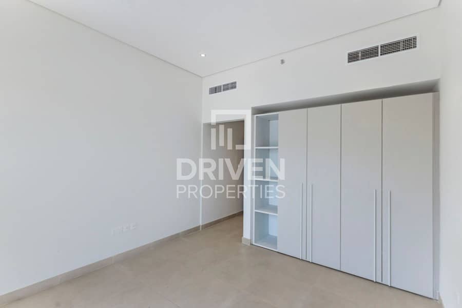 Spacious Layout | Modern Unit | Pool View - Image 9