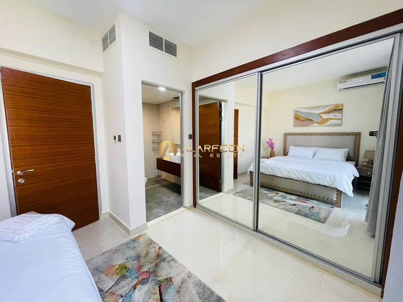 4BHK | Spacious Layout | Community View - Image 11