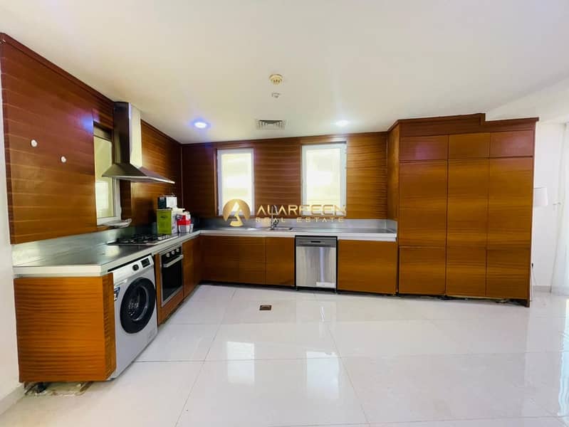 4BHK | Spacious Layout | Community View - Image 14