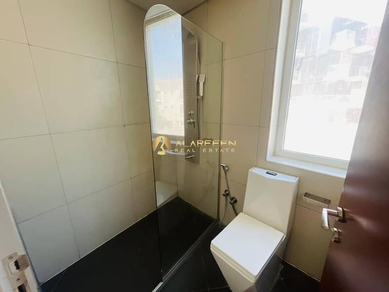 4BHK | Spacious Layout | Community View - Image 19