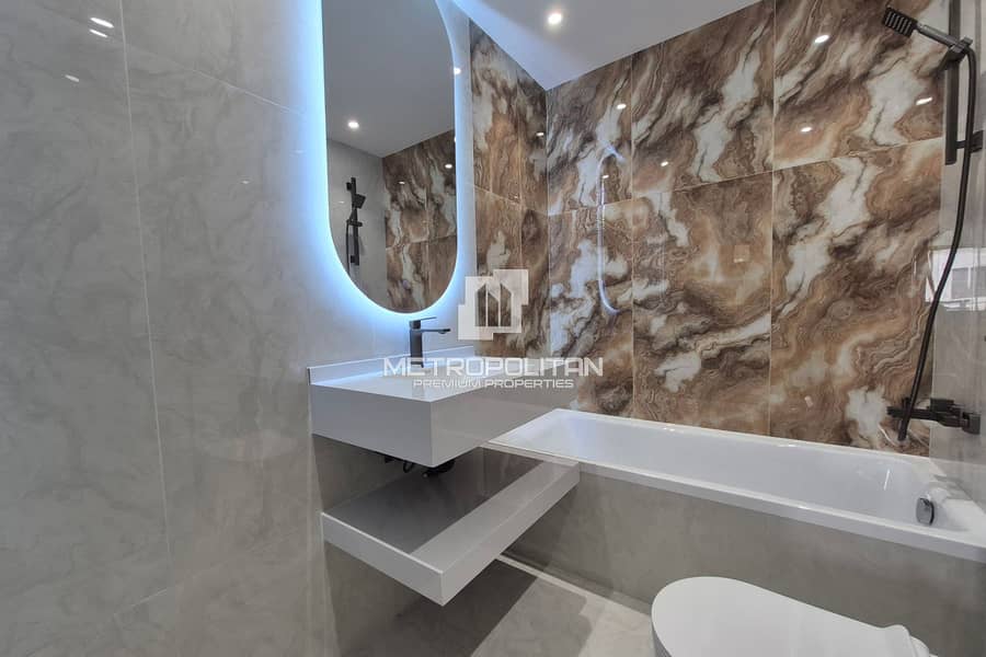 Fully Renovated | Pool Facing | Ready to move - Image 8