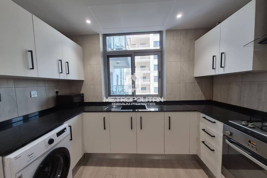 Fully Renovated | Pool Facing | Ready to move - Image 18