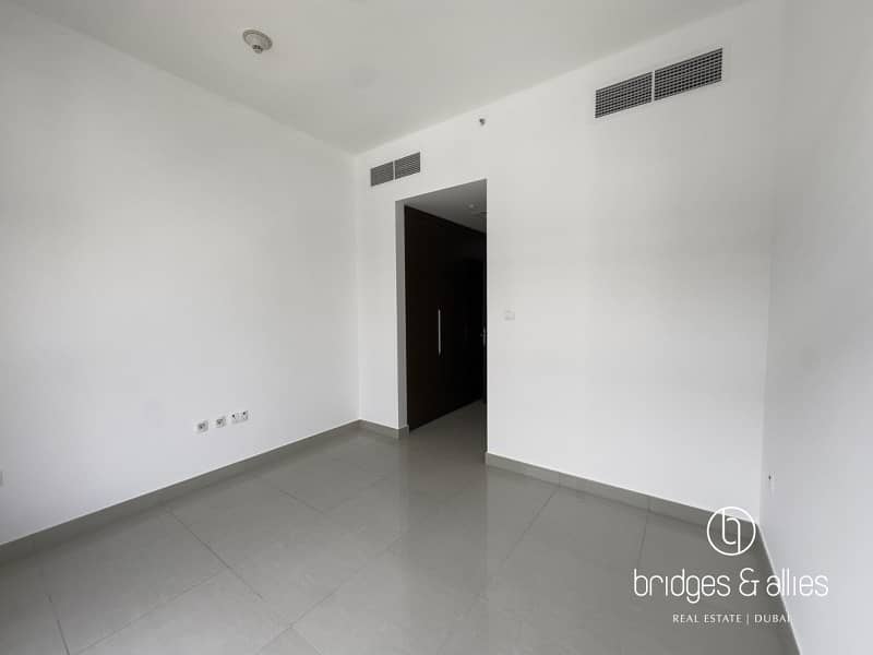 PANORAMIC VIEW | SPACIOUS | INCLUDING WHITE GOODS