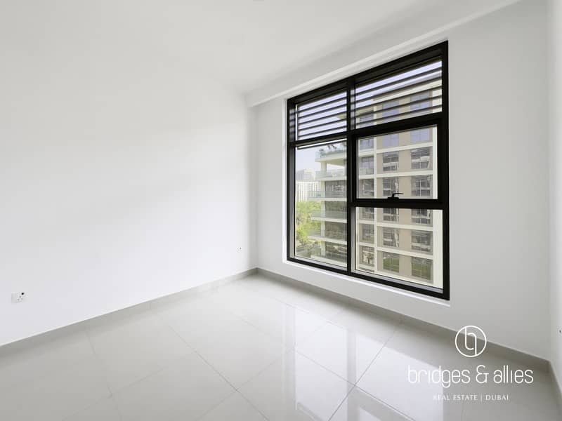 PANORAMIC VIEW | SPACIOUS | INCLUDING WHITE GOODS - Image 6