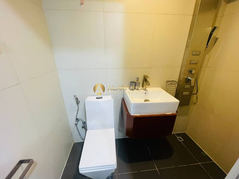 4BHK | Spacious Layout | Community View - Image 12