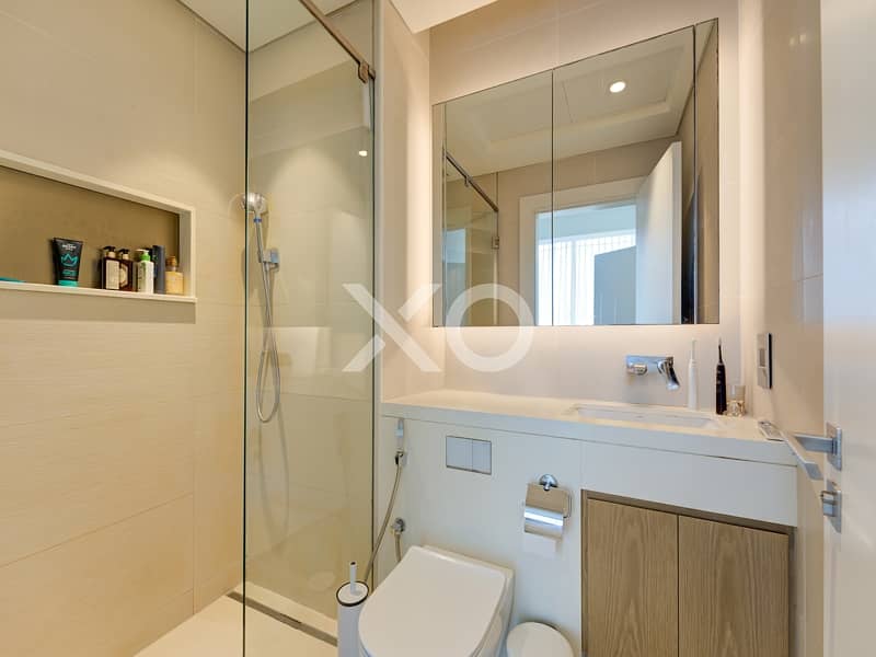 Rented | Large Corner Unit | Sea View - Image 17