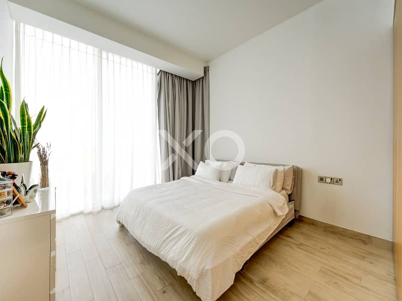 Rented | Large Corner Unit | Sea View - Image 12