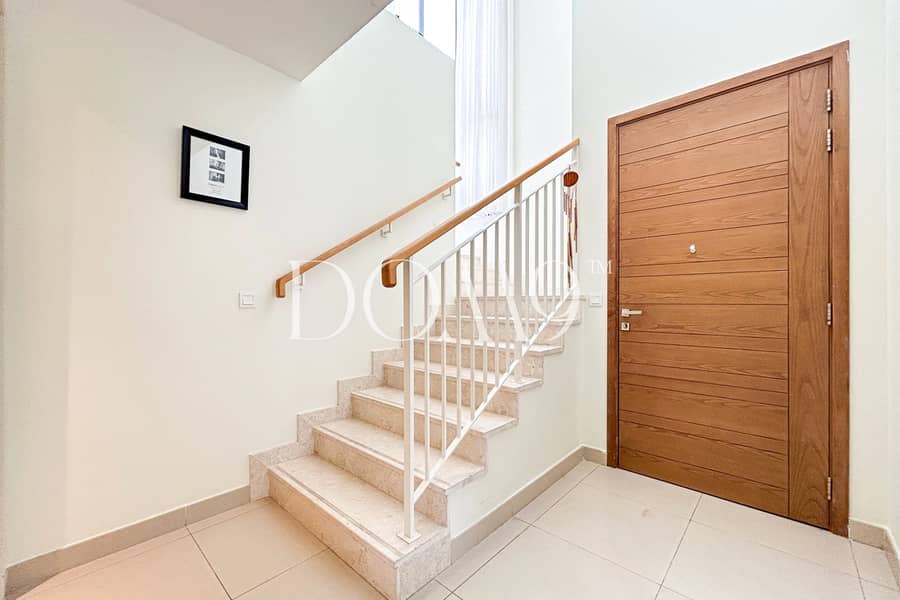 Vacant | Furnished | Negotiable | Corner unit - copy - Image 28