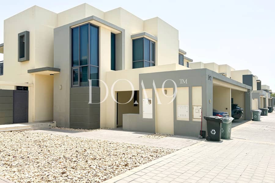 Vacant | Furnished | Negotiable | Corner unit - copy - Image 29