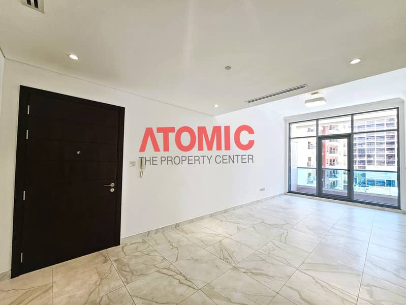 Big Size, Close Kitchen, Laundry Room