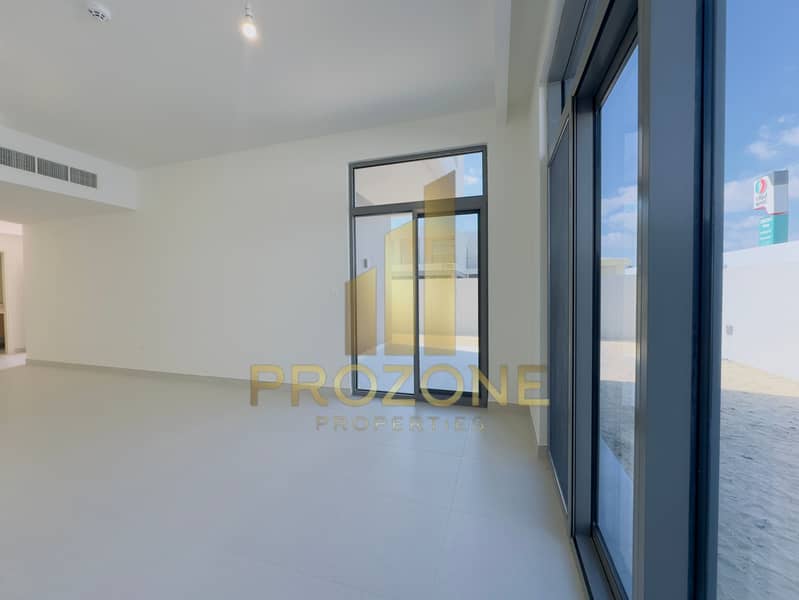 Few Steps To Amenities| Semi Detached| Few Units Left