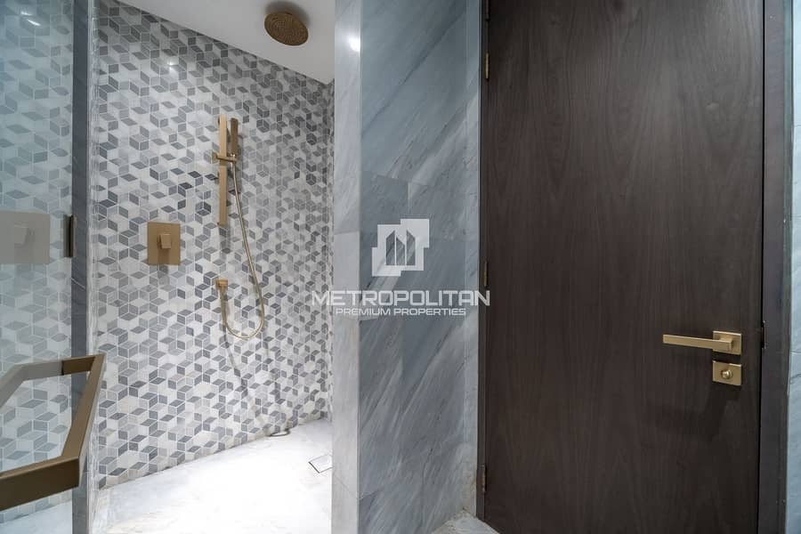 Furnished | Luxury Sea View | Plus Maids Room - Image 18