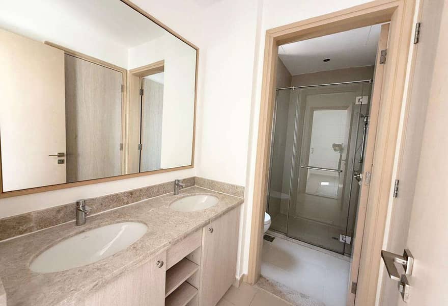 Type H | Single Row | Vacant Now - Image 12