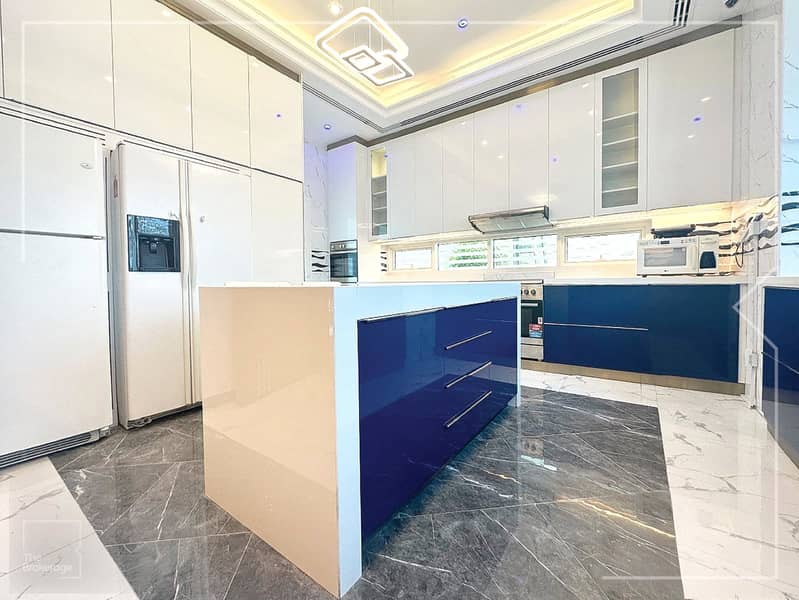 Upgraded and Furnished | Bills included - Image 7