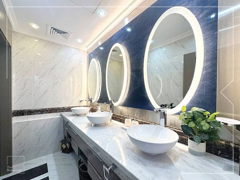 Upgraded and Furnished | Bills included - Image 13