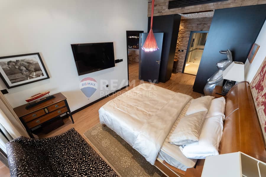 Vacant | Burj Al Arab View | Furnished - Image 15