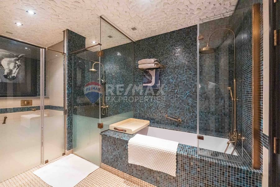 Vacant | Burj Al Arab View | Furnished - Image 21