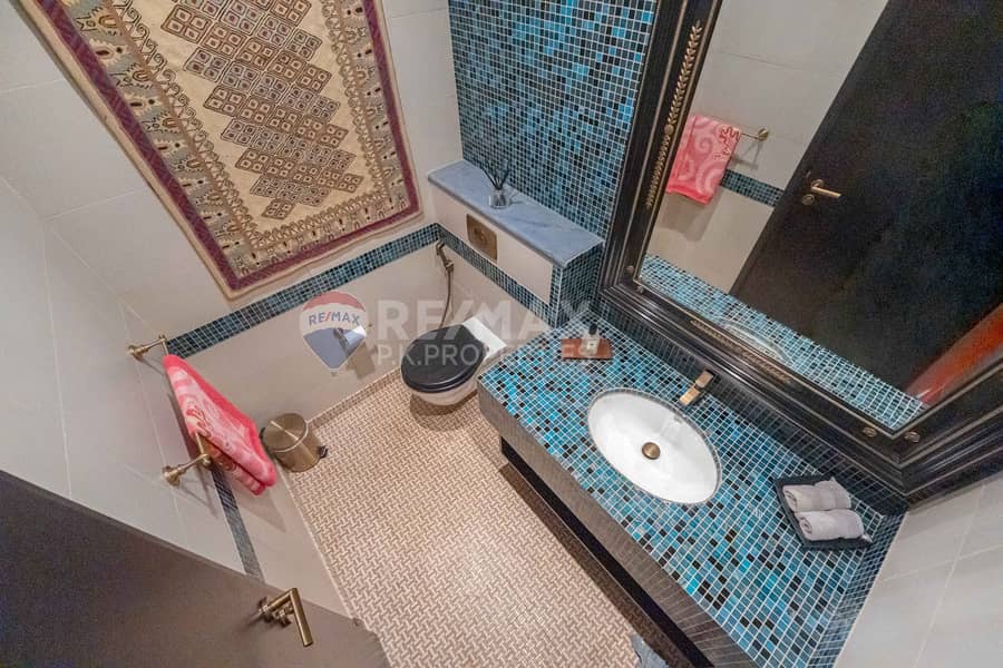 Vacant | Burj Al Arab View | Furnished - Image 29