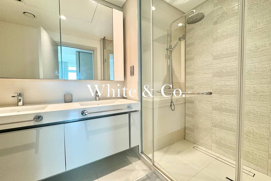 Dubai Eye View | Large Layout | Balcony - Image 8