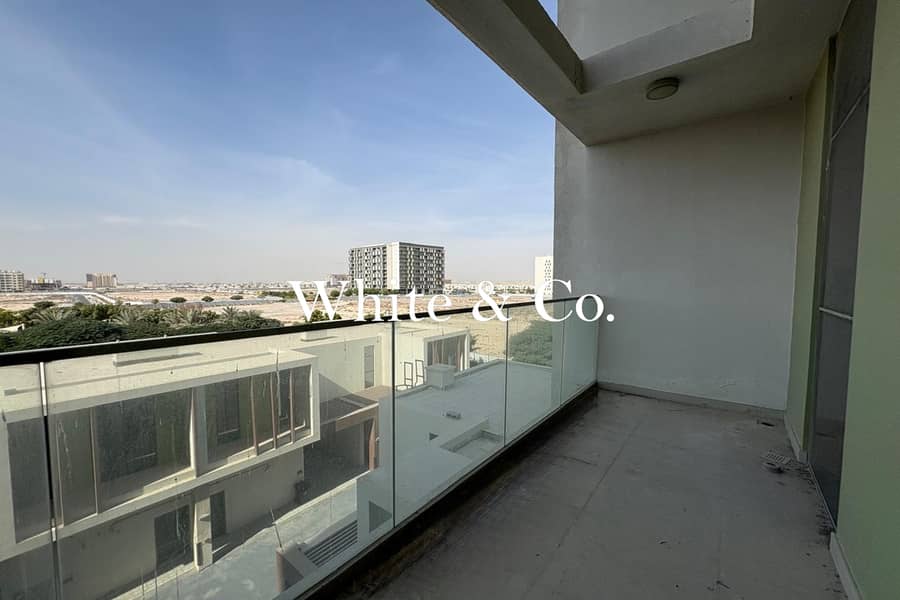 White Goods | Vacant 1Bedroom | Balcony - Image 11