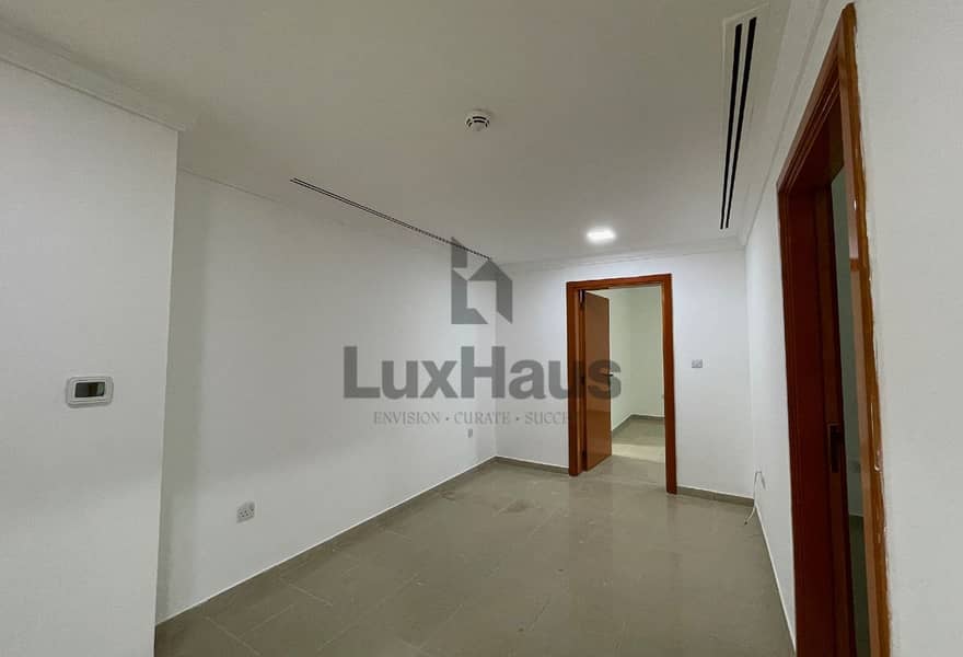 Partial Marina| High Floor| Well Maintained| Maids - Image 8