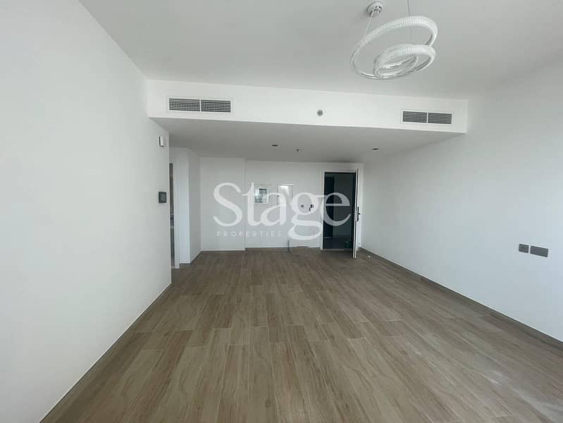 Exquisite 1 BR | Spacious Layout | Brand New
