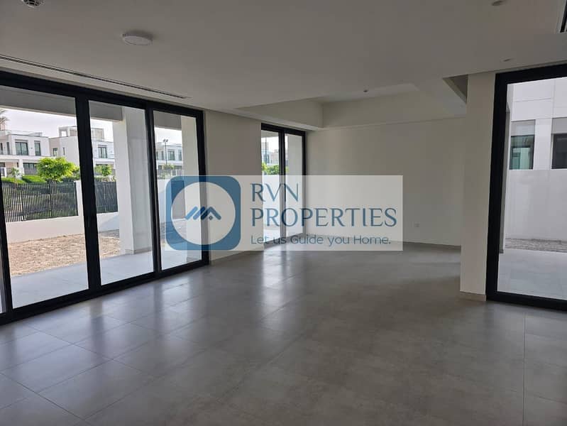 Brand New I Ready to Move I Family Villa