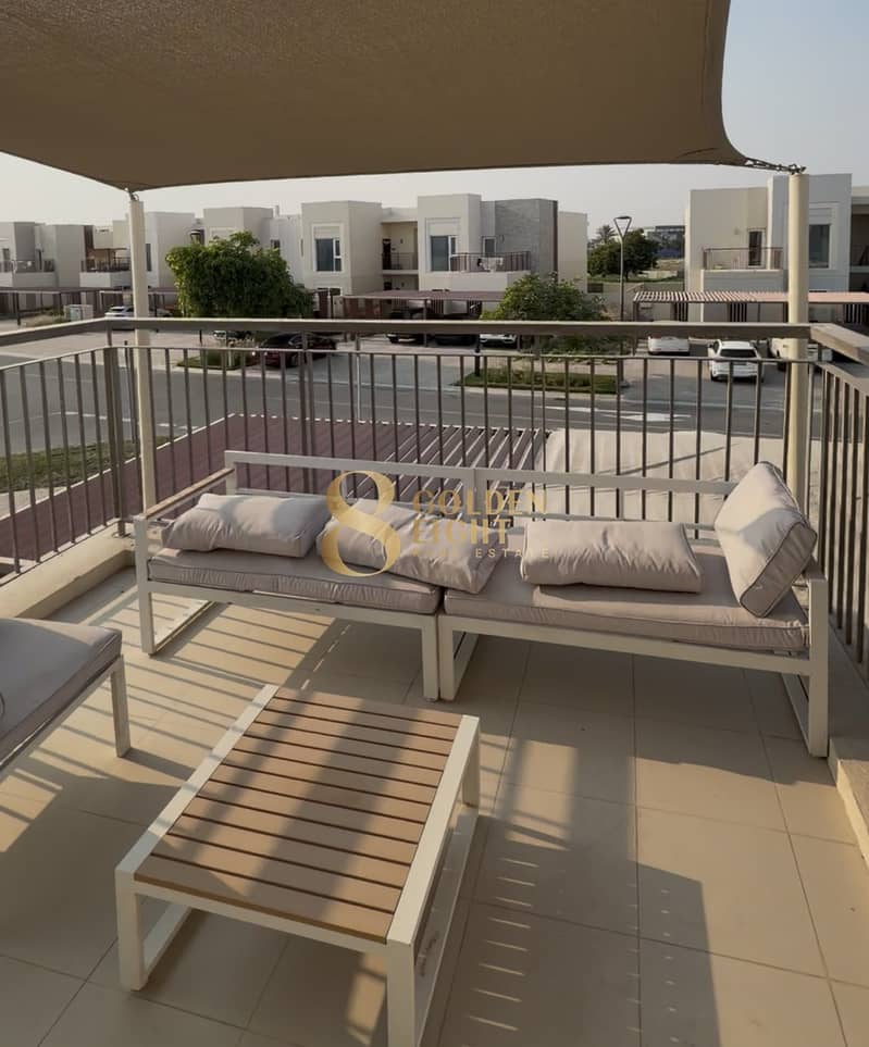 Fully Furnished | Upgraded | Ready to move in - Image 20