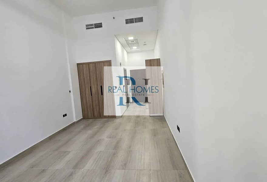 Modern and Bright | Rented | Negotiable | Elegant