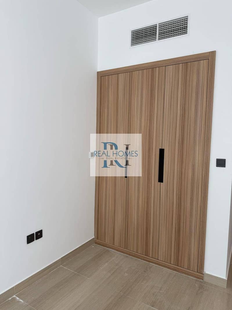 Modern and Bright | Rented | Negotiable | Elegant