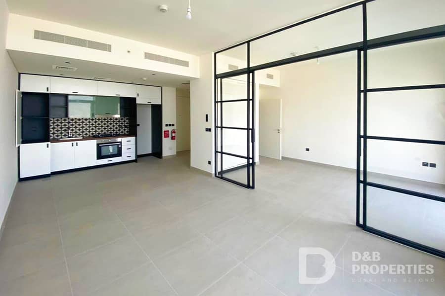 Pool View | High Floor | Vacant Soon