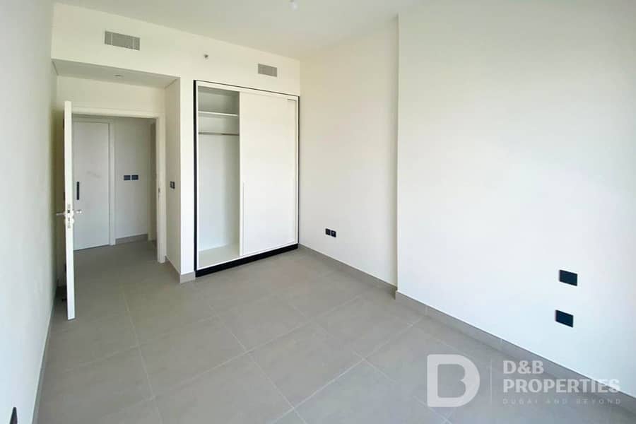 Pool View | High Floor | Vacant Soon - Image 8