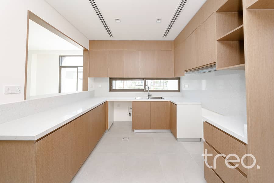 Type A | Single Row | Ready to Move In - Image 6