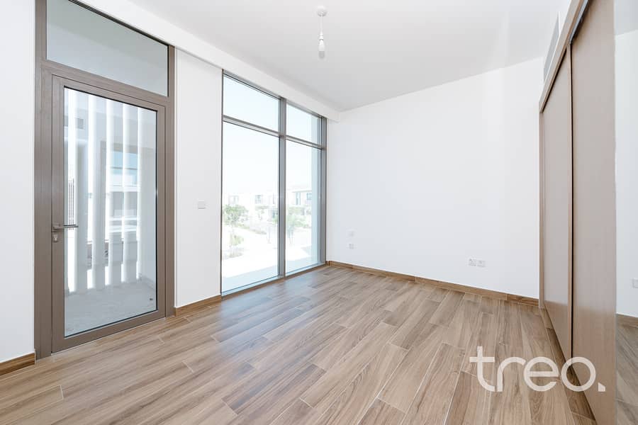 Type A | Single Row | Ready to Move In - Image 7