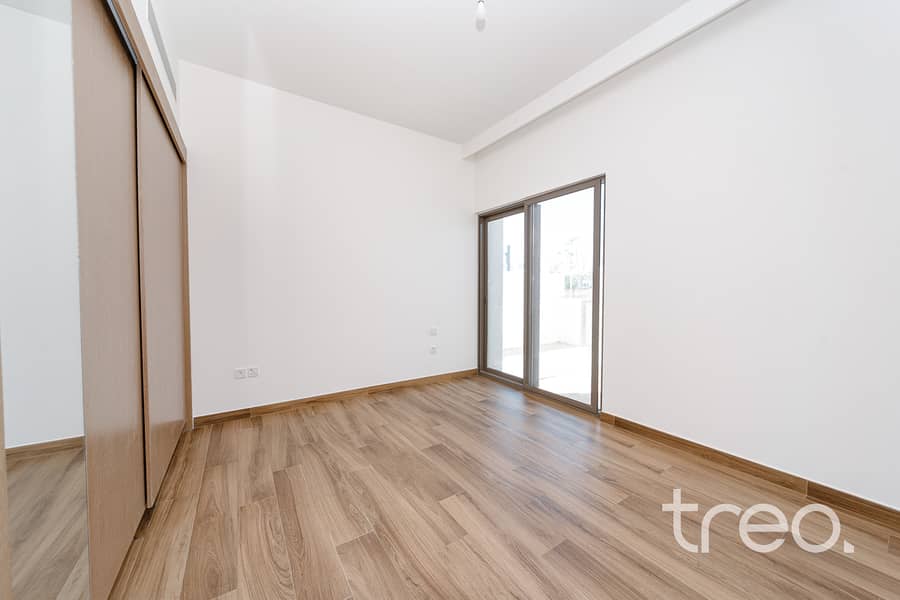 Type A | Single Row | Ready to Move In - Image 8